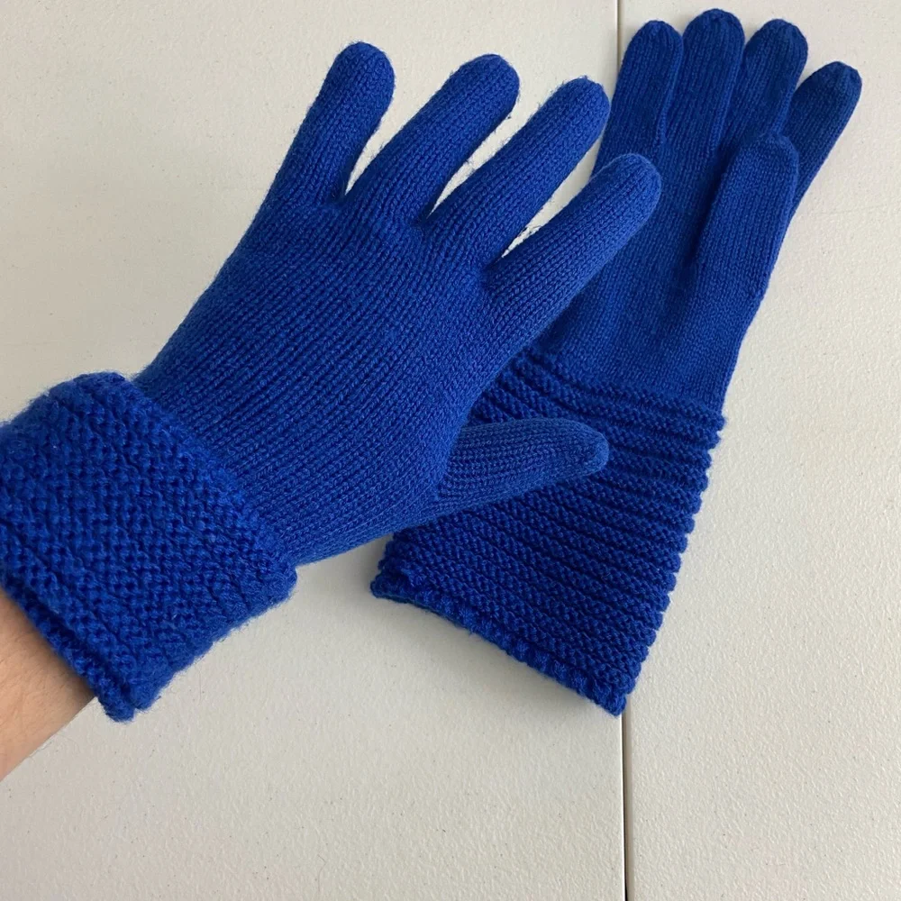 EUC women’s electric blue soft knit foldable winter warm gloves